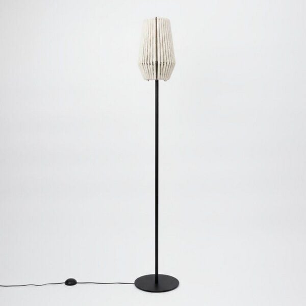 ALMUT von Wildheim Stehlampe mit Lampenschirm aus 100 % Wolle vom Tiroler Stein- und Bergschaf ALMUT von Wildheim Stehlampe mit Lampenschirm aus 100 % Wolle vom Tiroler Stein- und Bergschaf von ALMUT von Wildheim