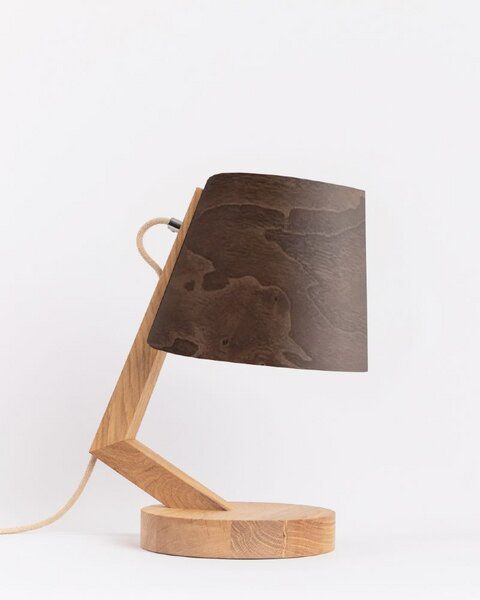 ALMUT von Wildheim dimmbare Tischlampe aus Eiche mit Lampenschirm aus Naturmaterialien von ALMUT von Wildheim