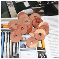 48x Anti-Textilmotten. Wirksames Zedernholz-Abwehrmittel für Kleiderschränke und Kleiderbügel – Natürliche Mottenfalle und Vorbeugung von ALOVEZ