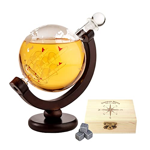 AMAVEL Set Whiskykaraffe Globus mit Schiff und Whiskysteine mit Kompass Gravur, Personalisiert mit Name und Datum, Füllmenge 650 ml von AMAVEL