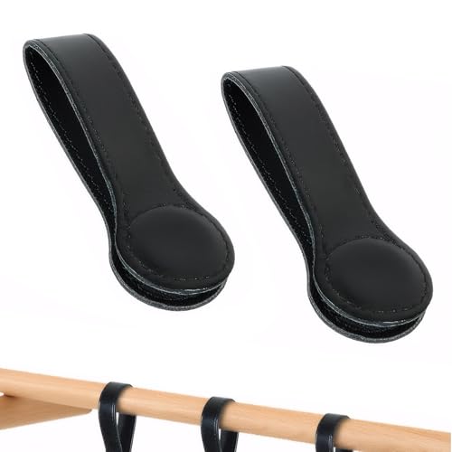 AMSLSIU 2 teiliges magnetisches Handtuchclip Set aus PU Leder zum einfachen Aufhängen von Handtüchern. Packung mit 2 magnetischen Handtuchclips. Handtuchhalter aus Leder AMSLSIU 2 teiliges magnetisches Handtuchclip Set aus PU Leder zum einfachen Aufhängen von Handtüchern. Packung mit 2 magnetischen Handtuchclips. Handtuchhalter aus Leder von AMSLSIU