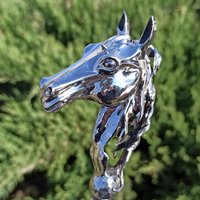 Mustang Pferdekopf Geschmiedet Feuer Schürhaken Bbq, Kamin, Feuerstelle, Handgemachter Feuer-stab-Eisen-Geräkel-Rechen, Cowboy, Herd-Werkzeug von AMULETworkshop