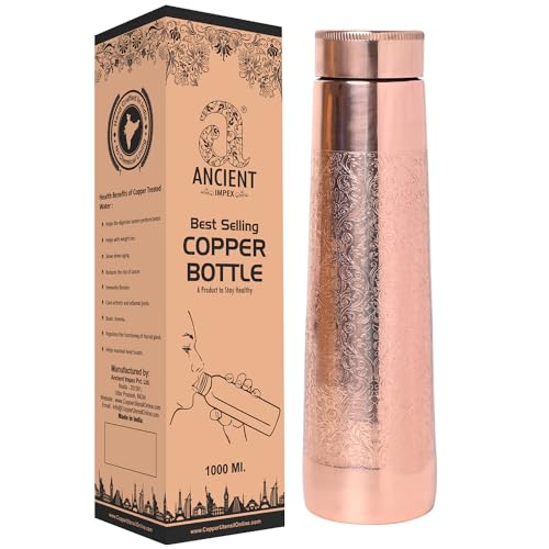 ANCIENTIMPEX Kupferflasche in Hausform, Ätzmuster, 900 ml Fassungsvermögen für Ayurveda-Gesundheitsvorteile von ANCIENTIMPEX