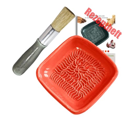 ANCKERAMIC® Ceramico Reibeteller & Backpinsel mit Naturborsten, Set aus Keramik für Knoblauch, Ingwer, Muskat, Handmade (Rot/Anthrazit) von ANCKERAMIC