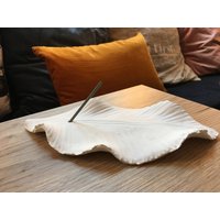 Räucherstäbchenhalter Aus Keramik, Räuchergefäß, Handgefertigtes Weißes Blatt, Einzelstück Für Räucherstäbchen - Kegel. Ambiente-Diffusor von ANOQ