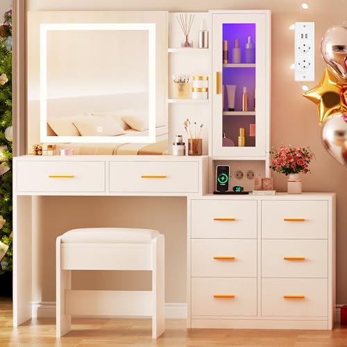 ANWBROAD 131cm Große Schminktisch mit LED Beleuchtung und Hocker 3 Farben Einstellbare Helligkeit Moderner Weiß Frisiertisch mit Spiegel Steckdosen 8 Schubladen 3 Offenen Regalen 1 RGB Ablage BDT77W von ANWBROAD