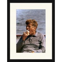 ANY IMAGE Digitaldruck »John F. Kennedy, Eiscreme«, Rahmen: Buchenholz, Schwarz von ANY IMAGE