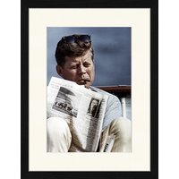 ANY IMAGE Digitaldruck »John F. Kennedy mit Zeitung«, Rahmen: Buchenholz, Schwarz von ANY IMAGE