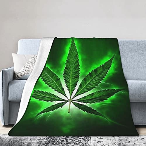 50 x 40 Zoll Decke Decken wirft Flanell leicht und warm weich für Camping oder Reisen Nickerchen (Cool Green Weed Black) von AOOEDM