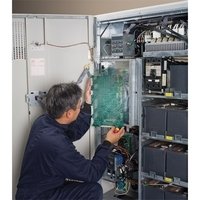 APC 1 Year Advantage Ultra Service Plan for 1 Galaxy 5000/5500 Up to 40 kVA UPS von APC