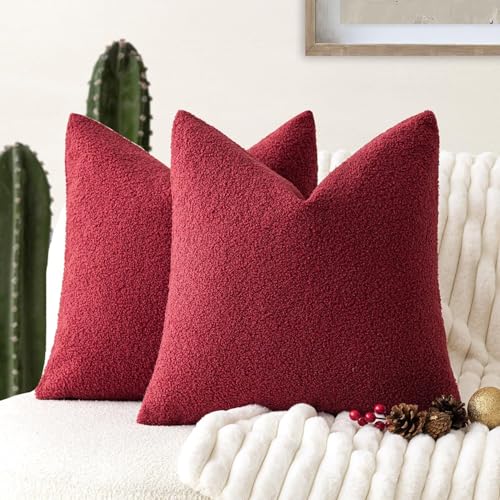 APCZCKNGNY Dekorative Wurfkissenbezüge aus Kunstfell, weich, neutraler Plüsch, gemütlich, flauschig, für Zuhause, Wohnzimmer, Couch, Schlafzimmer, Burgunderrot, 61 x 61 cm, 2 Stück APCZCKNGNY Dekorative Wurfkissenbezüge aus Kunstfell, weich, neutraler Plüsch, gemütlich, flauschig, für Zuhause, Wohnzimmer, Couch, Schlafzimmer, Burgunderrot, 61 x 61 cm, 2 Stück von APCZCKNGNY
