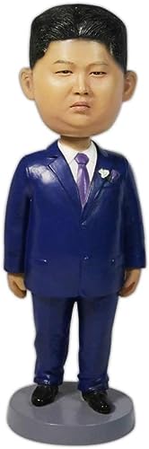 Korea Präsident Kim Jong-un Actionfigur Wackelkopf Statue Wackelkopf Figur Spielzeug für Zuhause Büro Schreibtisch Dekoration Skulptur Politisches Geschenk von ARICCI