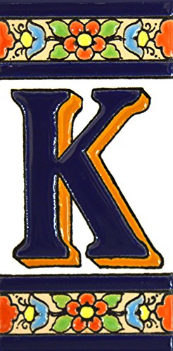 Schilder mit Zahlen und Nummern auf vielfarbiger Keramikkachel. Handgemalte Kordeltechnik fuer Schilder mit Namen, Adressen und Wegweisern. Persoenlich gestaltbarer Text. Design FLORES MEDIANO 10,9cm x 5,4 cm (BUCHSTABEN "K"). Schilder mit Zahlen und Nummern auf vielfarbiger Keramikkachel. Handgemalte Kordeltechnik fuer Schilder mit Namen, Adressen und Wegweisern. Persoenlich gestaltbarer Text. Design FLORES MEDIANO 10,9cm x 5,4 cm (BUCHSTABEN "K"). von ART ESCUDELLERS