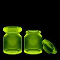 Sammler Uranglasflaschen Mit Deckeln Apothekergläser Schmuckflaschen | 2 Stück von ARTDECO1930GLASS