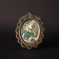 Antikes Heiliges Bild Der Madonna Von Pompeji - Ovaler Metallrahmen Religiöser Druck Unter Glas von ARTEEroomofwonders