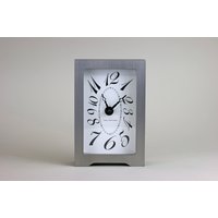 Schreibtisch Uhr, Mantel Uhr. Art-Deco. Maßgeschneiderte Handgefertigte Uhren Aus Edelstahl Mit Eichenkörpern von ARTISANCLOCKWORKS