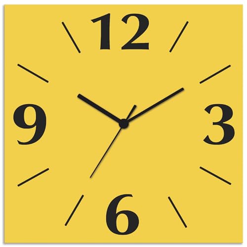ARTLAND Wanddeko Wanduhr ohne Tickgeräusche Alu Funkuhr 30x30 cm Quadratisch Lautlos 4 Ziffern Farbig Schlichtes Design Gelb S7KB von ARTLAND