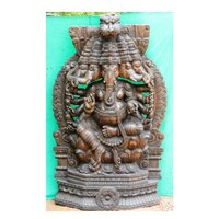 Handgefertigte Fünfköpfige Ganesh Statue Große Holzschnitzerei Handgefertigte Fünfköpfige Ganesh Statue Große Holzschnitzerei von ARTOFDECORINDIA