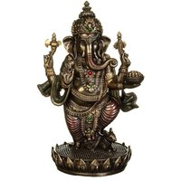 Ganesha Statue. Auf Lotus-Thron. Gott Des Neuanfangs, Erfolgs Und Der Weisheit von ARTSSE