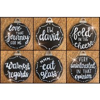 Schitt's Creek Hand Beschriftetes Holzornament 6Er-Set | Beschriftete Weihnachtsverzierung Handbemalte Verzierung Ornament von ARTbySimoneCherese