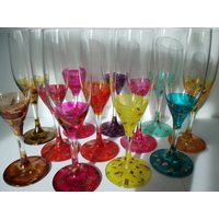 Madeleine Sektglas Champagnerflöte Mit Aufgelegtem Blattgold in Rot, Lila Gelb Und Orange Tönen von ARTig