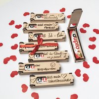 Dein Wunschspruch - Schokoriegel in Der Box Gravierte Kleine Geschenkbox Mit Duplo | Valentinstag Für Sie Oder Ihn #006 von ARWI36