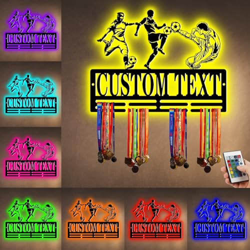 ASD Jewerly Personalisierte Name Metall Fußball Medaille Aufhänger Halter Display Rack für Auszeichnungen Bänder mit LED-Licht, kundenspezifische Sport Medaille Aufhänger Display Award Rack von ASD Jewerly
