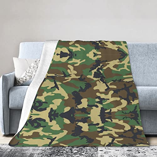 Green Military Camo Ultraweiche Mikro-Decken für Couch, Bett, Strand, Camping oder Reisen (4 Größen) von ASEELO