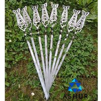 Ein Geschenk Für Einen Mann.ein Spieß Mit Einem Fischförmigen Griff.ein Etui Spieße Als Geschenk.ashur.grill-Werkzeuge von ASHURGRILL