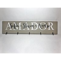 Personalisiertes Schlüsselhalterzeichen. Familien Name Zeichen. Schlüsselhalter-Zeichen von ATouchOfBlissDesigns
