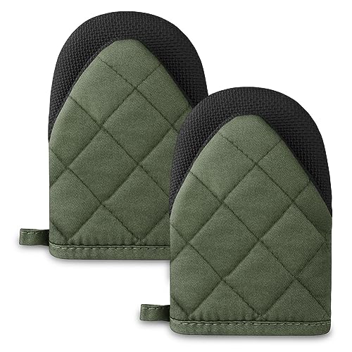 AUAUY 1 Paar Ofenhandschuhe, Topflappen Handschuh, Hitzebeständige Küchen Ofenhandschuhe für 220°C/428°F, Baumwolle rutschfeste Griffflächen und Handschuhe zum Aufhängen, Backen, Grillen (Armeegrün) AUAUY 1 Paar Ofenhandschuhe, Topflappen Handschuh, Hitzebeständige Küchen Ofenhandschuhe für 220°C/428°F, Baumwolle rutschfeste Griffflächen und Handschuhe zum Aufhängen, Backen, Grillen (Armeegrün) von AUAUY