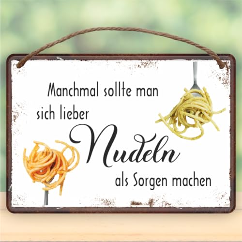 Blechschild mit Kordel zum Anhängen – "Nudeln machen und keine Sorgen" – Hochwertiges, rostfreies Metallschild, ideal als Türschild, Deko oder Geschenk zum Einzug und Richtfest von AV Andrea Verlag