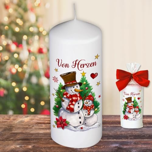 Weihnachtskerze Stumpenkerze – Schönes Fest Schneemänner - Schneemann Kerze in Geschenkverpackung mit Schleife zu Weihnachten | moderne Motive auf Tattoofolie Schiebefolie von AV Andrea Verlag
