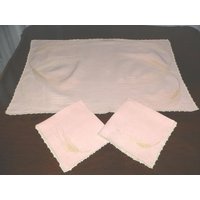 Vintage Teeservice Mit Tabletttuch Und 2 Servietten von AVIVB