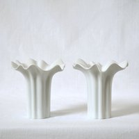 Paar Hutschenreuther Kleine Narzissen Porzellan Vasen/Bavaria, Deutschland 1970Er Jahre von AVVENYshop