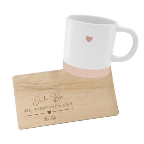 AWASG Frühstücksbrettchen Geschenk Erzieherin - Personalisiert mit Namen - Graviertes Holzbrett mit Spruch - Abschluss Abschied Kita Kindergarten - Buche 22x12 cm inklusive Tasse von AWASG