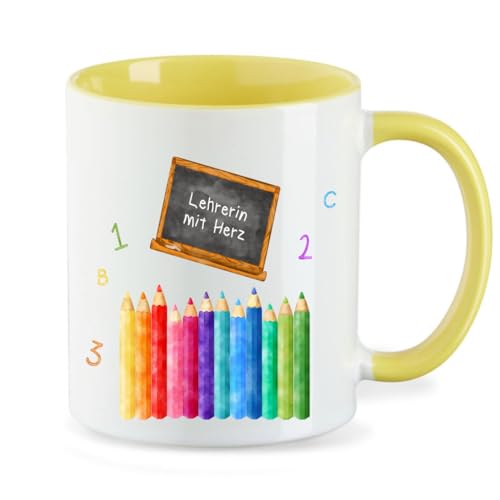 AWASG Tasse Lehrerin mit Herz Dankeschön – Personalisiert mit Namen – Kaffeetasse mit Blume und Spruch – Geschenk Abschied Schule Schulabschluss (gelb) von AWASG