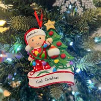 Personalisierte Babys Erste Weihnachtsbaumschmuck, Handgefertigte Kundengebundene Baby-Jungen-Mädchen-Rote Verzierende Baumverzierung, 1 von AWishforChristmas