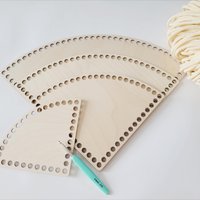 Dreieckige Holzböden - Ideal Für Die Ecken Deiner Häkelkörbe von AWmadewithlove
