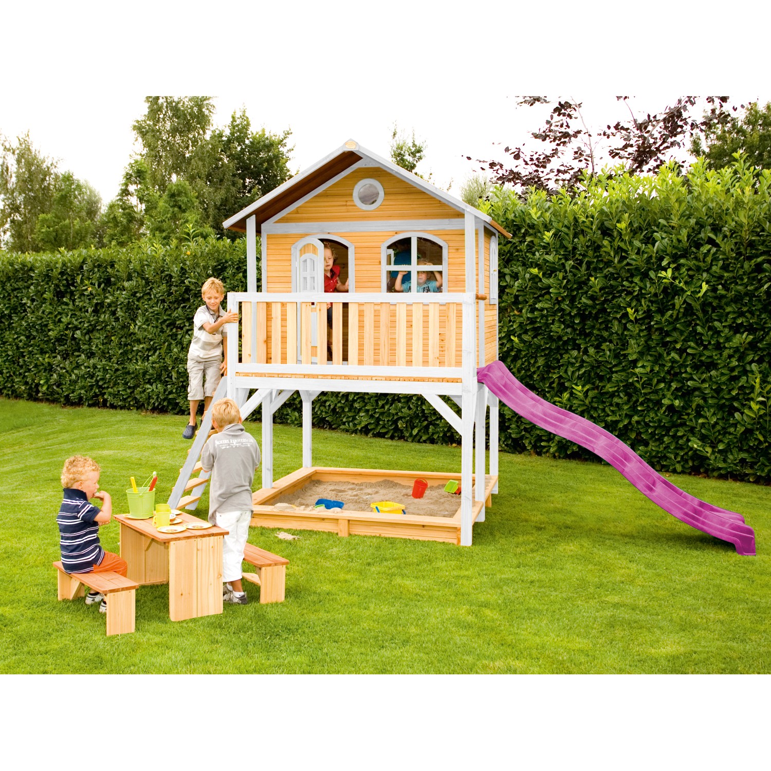 Axi Marc Spielhaus Braun - Weiß mit Lila Rutsche 212 x 432 x 293 cm Axi Marc Spielhaus Braun - Weiß mit Lila Rutsche 212 x 432 x 293 cm von AXI