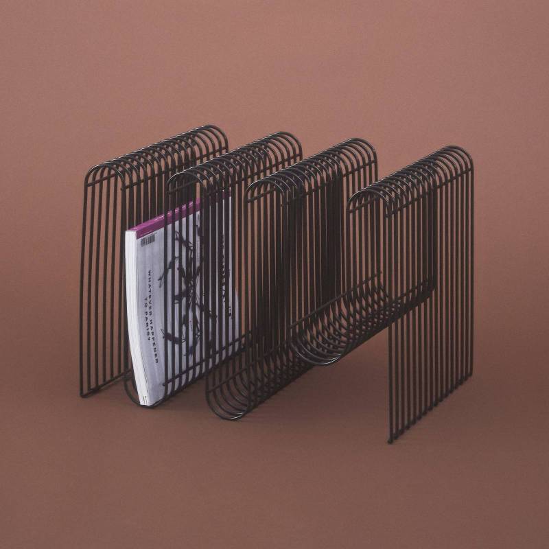 AYTM Zeitschriftenhalter Curva, schwarz, Breite 40 cm, Stahl von AYTM