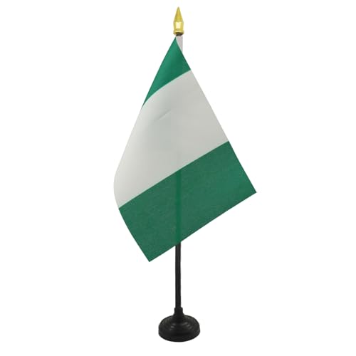 AZ FLAG TISCHFLAGGE Nigeria 15x10cm goldene splitze - NIGERIANISCHE TISCHFAHNE 10 x 15 cm - flaggen von AZ FLAG