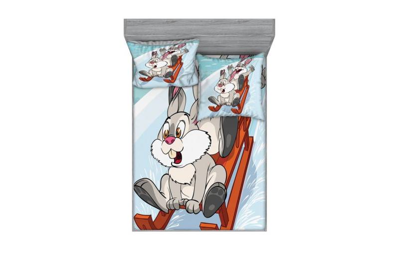 Abakuhaus Bettwäsche bedrucktes 3-teiliges Bettwäscheset, Microfaser, Hase Winter Holz-Schlitten-Karikatur von Abakuhaus