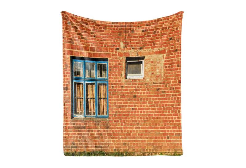 Wohndecke Gemütlicher Plüsch für den Innen- und Außenbereich, Abakuhaus, industriell alte Fenster von Abakuhaus