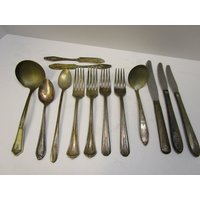 Mismatched Silberplatten Besteck Set 14 Teilige Vintage Vorlegeteile Neu Salem Mismatched Silberplatten Besteck Set 14 Teilige Vintage Vorlegeteile Neu Salem von AbbyClaysBackPorch