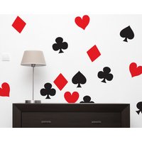 Bildkarten-Wandkonfetti. Set Mit 40 - 3 Zoll | 2, 67 cm Großen Wandaufklebern Im Bildkartendesign Club-Aufkleber, Pik-Aufkleber, Diamant-Aufkleber Bildkarten-Wandkonfetti. Set Mit 40 - 3 Zoll | 2, 67 cm Großen Wandaufklebern Im Bildkartendesign Club-Aufkleber, Pik-Aufkleber, Diamant-Aufkleber von AbbysVinylWallArt