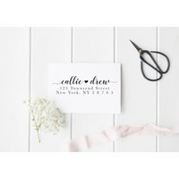 Adressstempel Selbstfärbendes Brautpaar Geschenk Adressstempel Selbstfärbendes Brautpaar Geschenk von AcetiDesignCo