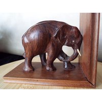 Buchsend-Elefant Aus Holz, Handgemachter Buchstopper Mit Elefant, Buchstopper, Buchorganisierer Für Schreibtisch von AdelGifts