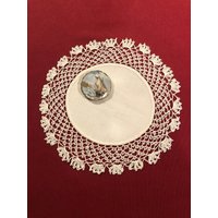 Kleine Weinlese-Deckchen Mit Häkelrand von AdelineCompany