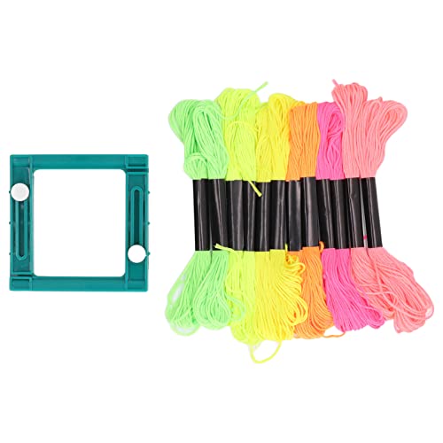 Adfaga Trasel Maker Kit DIY Craft Tool kleine viereckige Quasten -Quastenhersteller für Schmuck Kleidung Wohnheimdekoration handgefertigtes Accessoires Kinder Erwachsene Plastik Adfaga Trasel Maker Kit DIY Craft Tool kleine viereckige Quasten -Quastenhersteller für Schmuck Kleidung Wohnheimdekoration handgefertigtes Accessoires Kinder Erwachsene Plastik von Adfaga